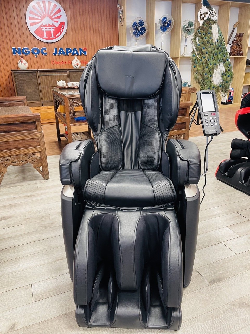 Ghế massage Kingtech có tốt không, so sánh với ghế nội địa Nhật chính hãng tại NgocJapan