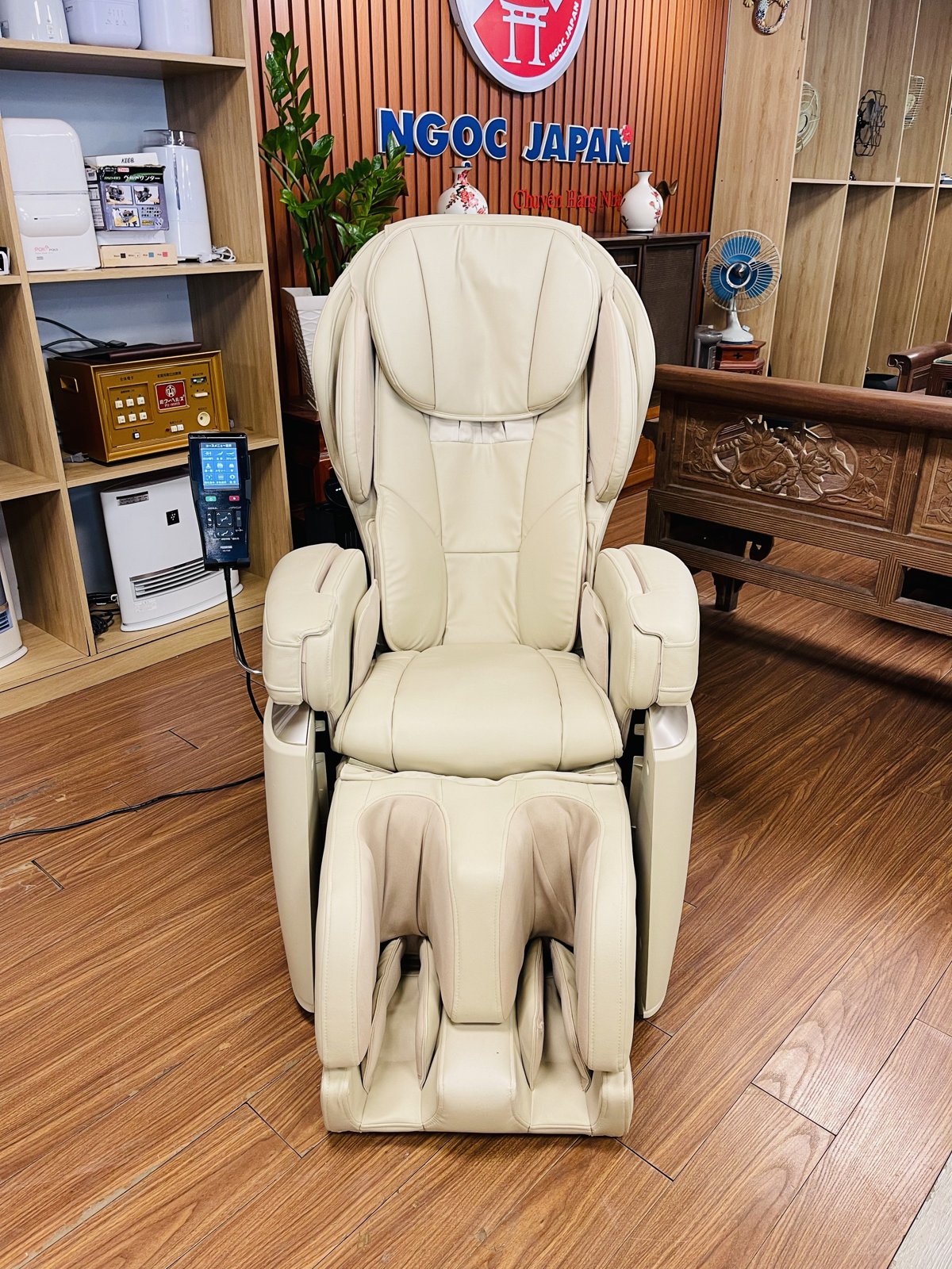 So sánh ghế massage Fujivie với ghế nội địa Nhật chính hãng Family Inada Fujiiryoki Panasonic